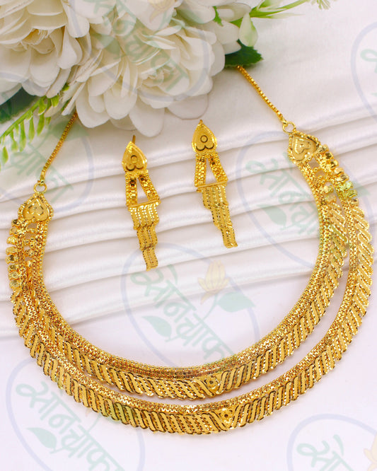 MAGNIFICENT GOLD PLATED NECKLACE