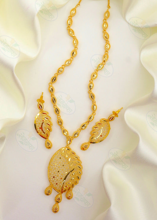 STYLISH  LEAF DESIGNER NECKLACE