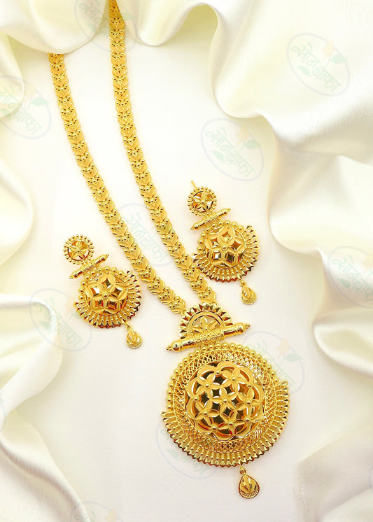 DAZZLING FLORAL GOLDEN NECKLACE