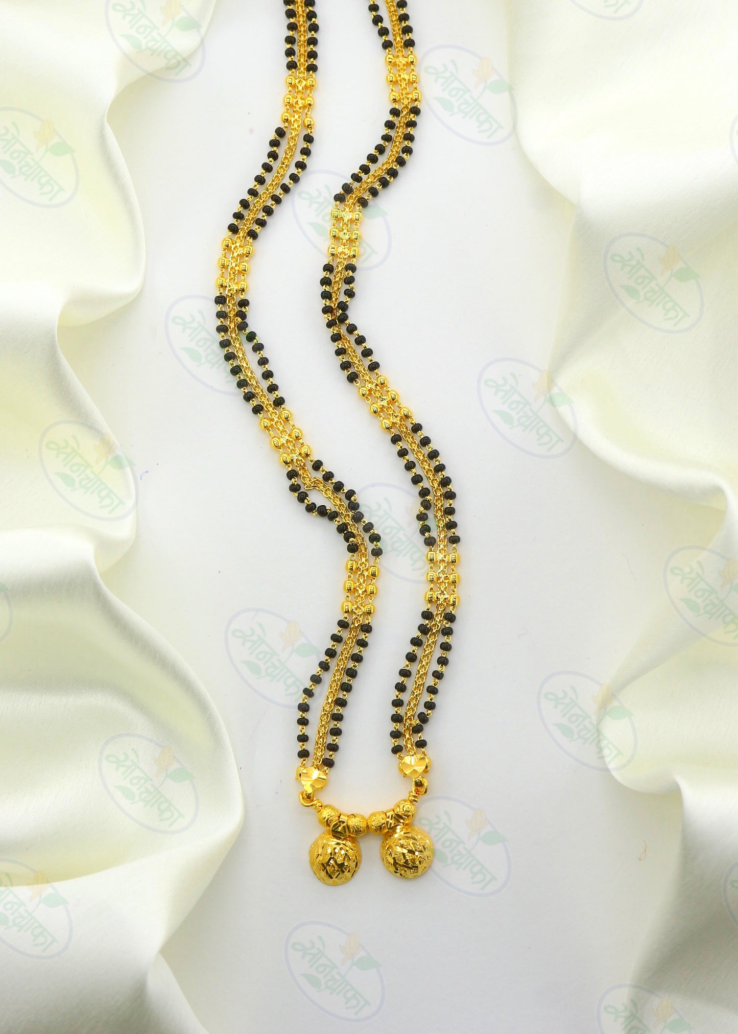 STUNNING GOLDEN MANGALSUTRA