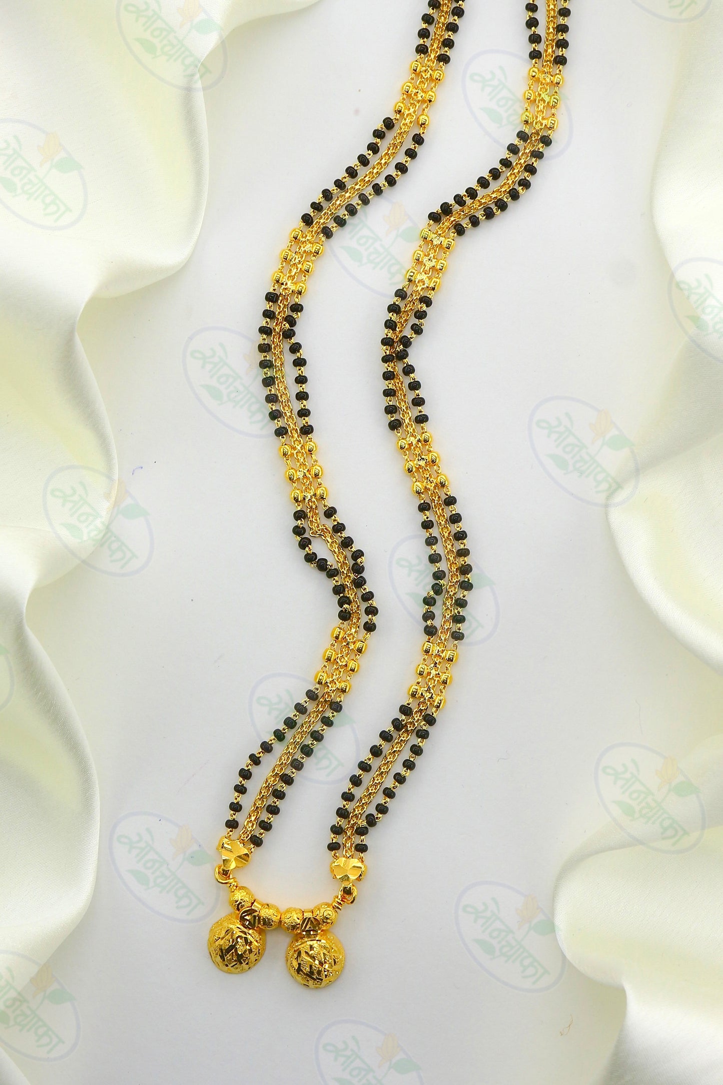 STUNNING GOLDEN MANGALSUTRA