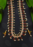 STYLISED LITTLE FLORAL PEARL NECKLACE