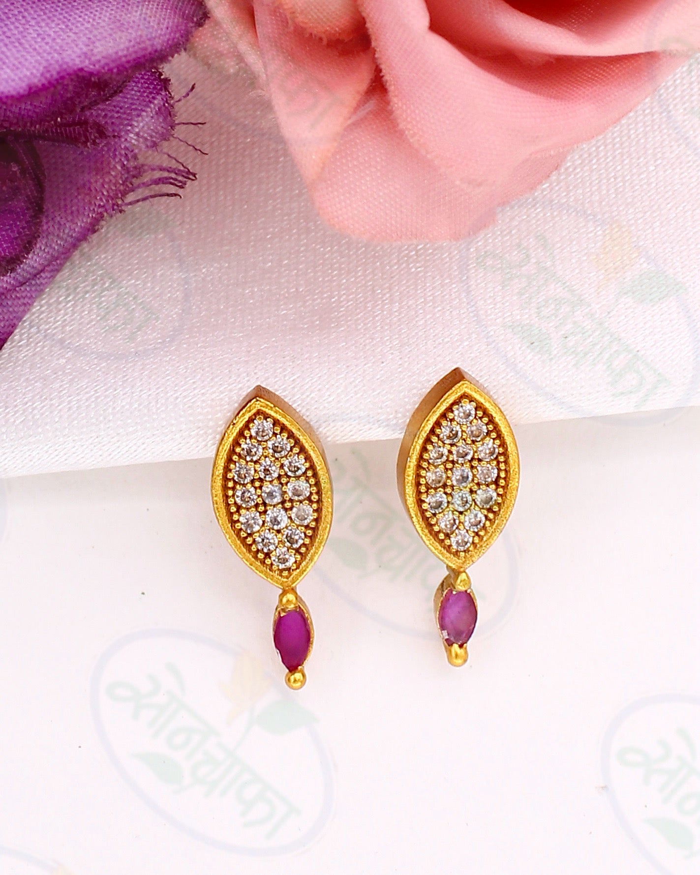 DROPLET DESIGNER NECKLACE