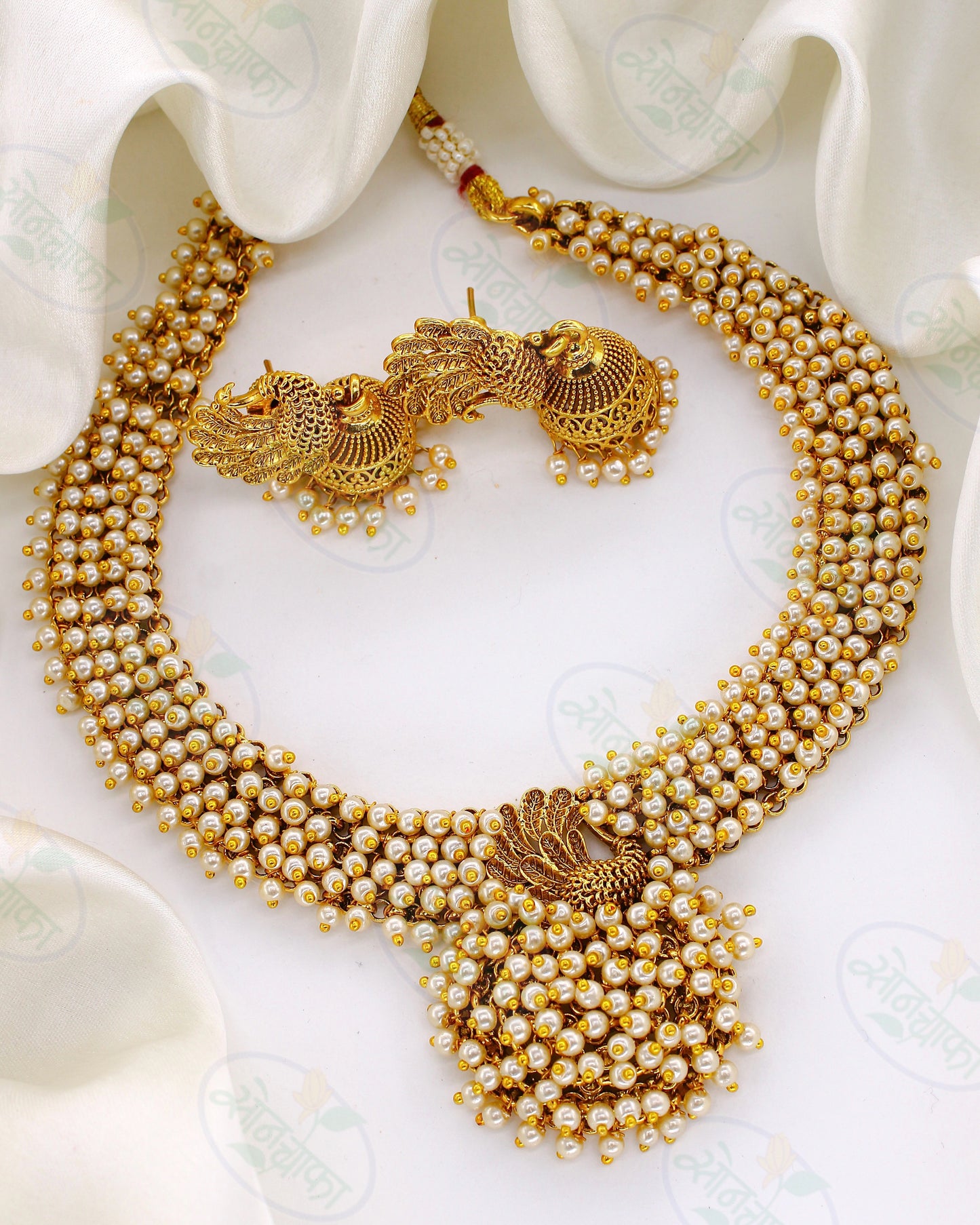 FANCY PEACOCK NECKLACE