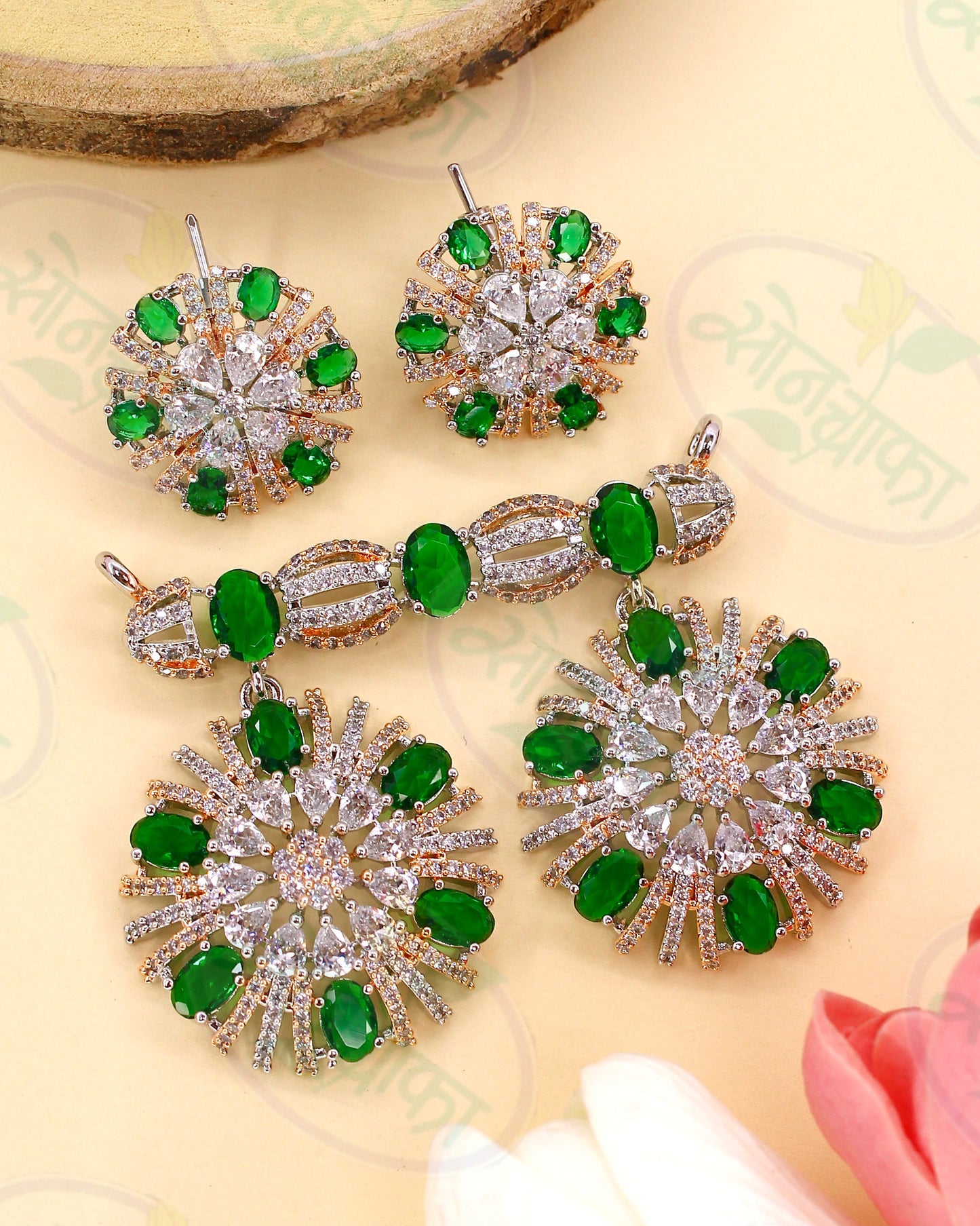 DAINTY FLOWERET PENDANT SET