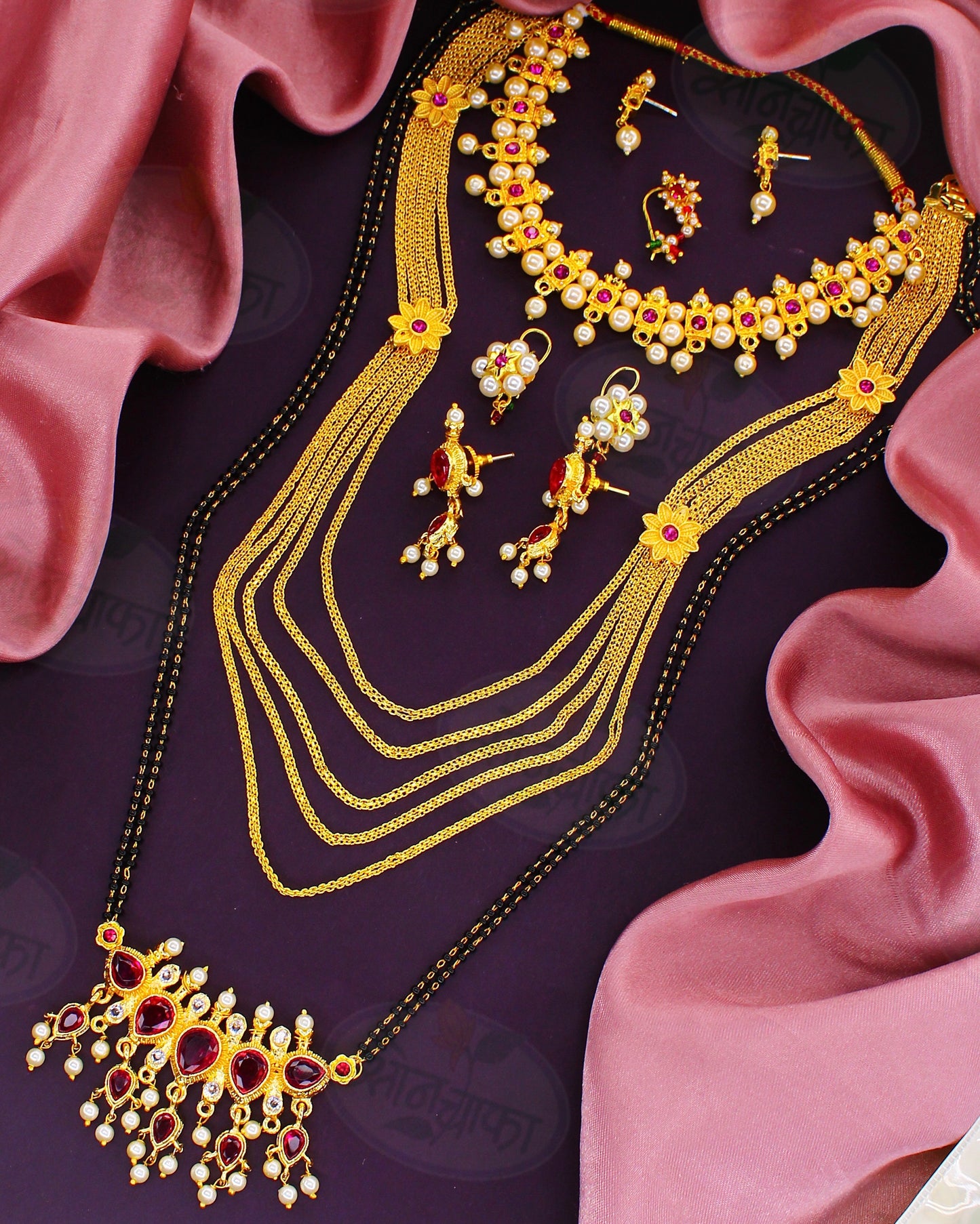 ROYAL MAHARASHTRIAN PEARL COMBO SET