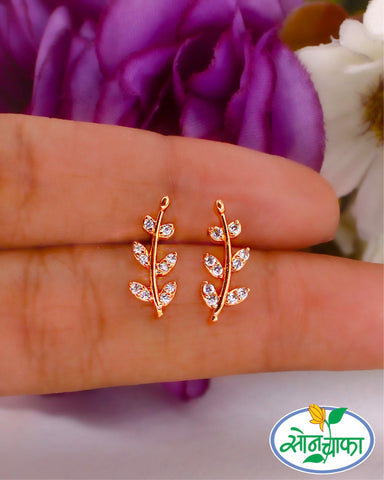 LEAFY CHARM DIAMOND EARRINGS