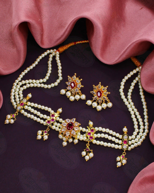 GORGEOUS FLORAL PEARL NECKLACE