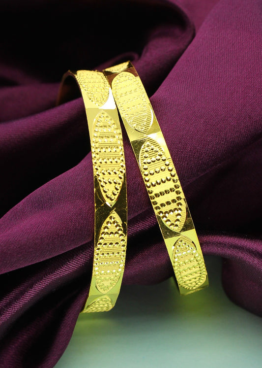 ECLECTIC GOLDEN BANGLES