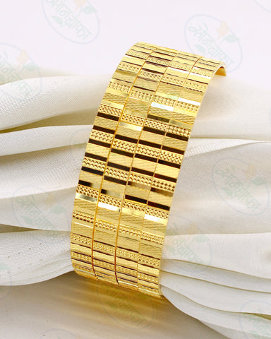 SLEEK STYLE GOLD PLATED BANGLES