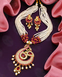 BEAUTIFUL MOTI NECKLACE