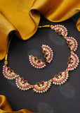 GRACEFUL MOTI NECKLACE