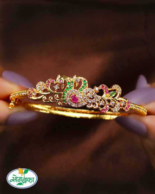 GLIMMERING DIAMOND BRACELET