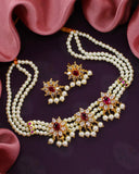 APPEALING FLORAL PEARL NECKLACE