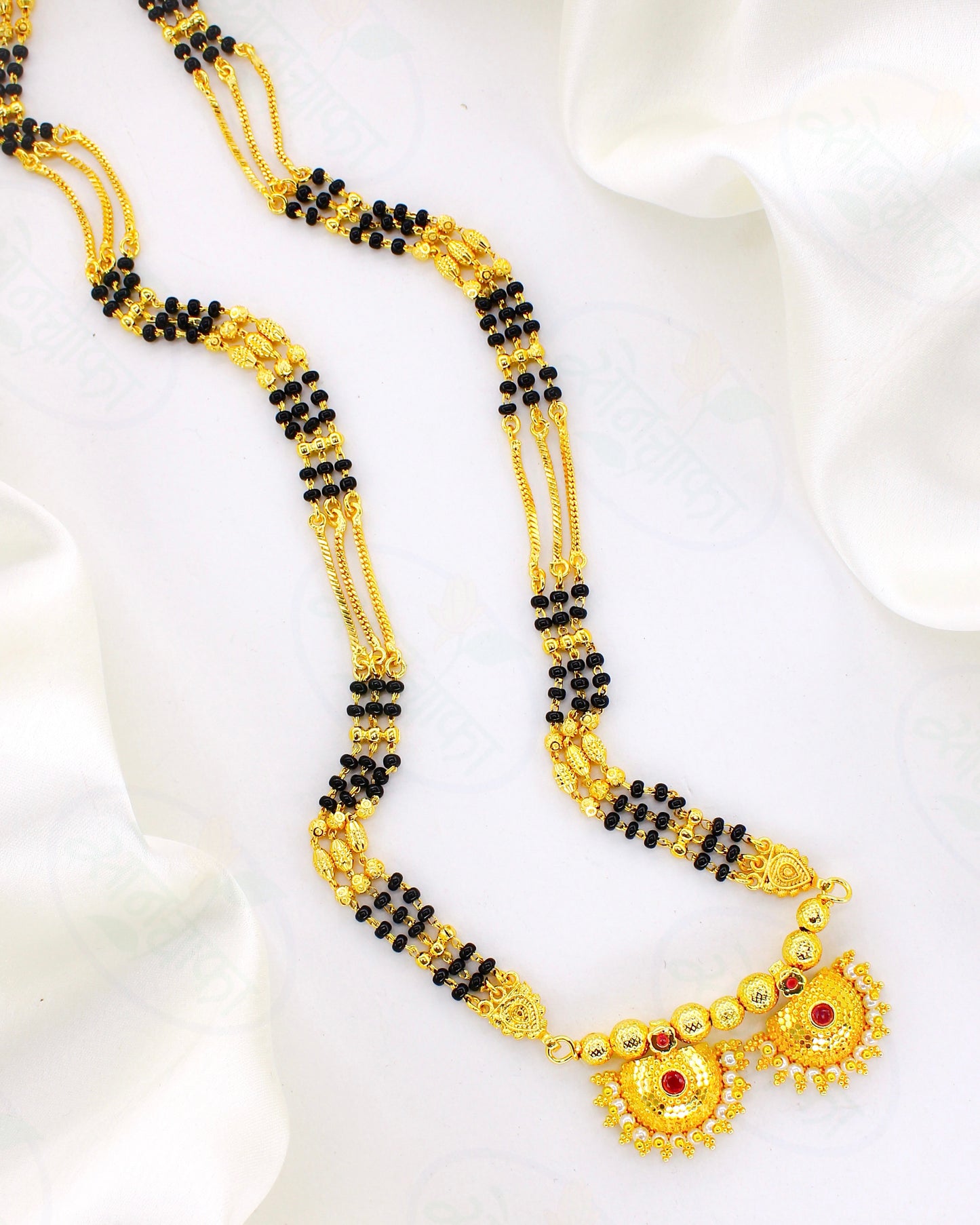 WATI PENDANT MANGALSUTRA