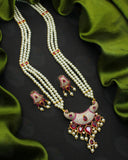 GLAMOUROUS DAZZLE PEARL NECKLACE