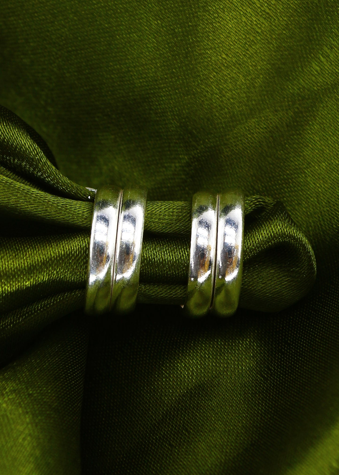 SIMPLE SILVER JODAVI