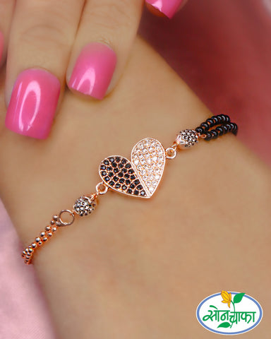 SHIMMERING HEART SHAPE DIAMOND BRACELET