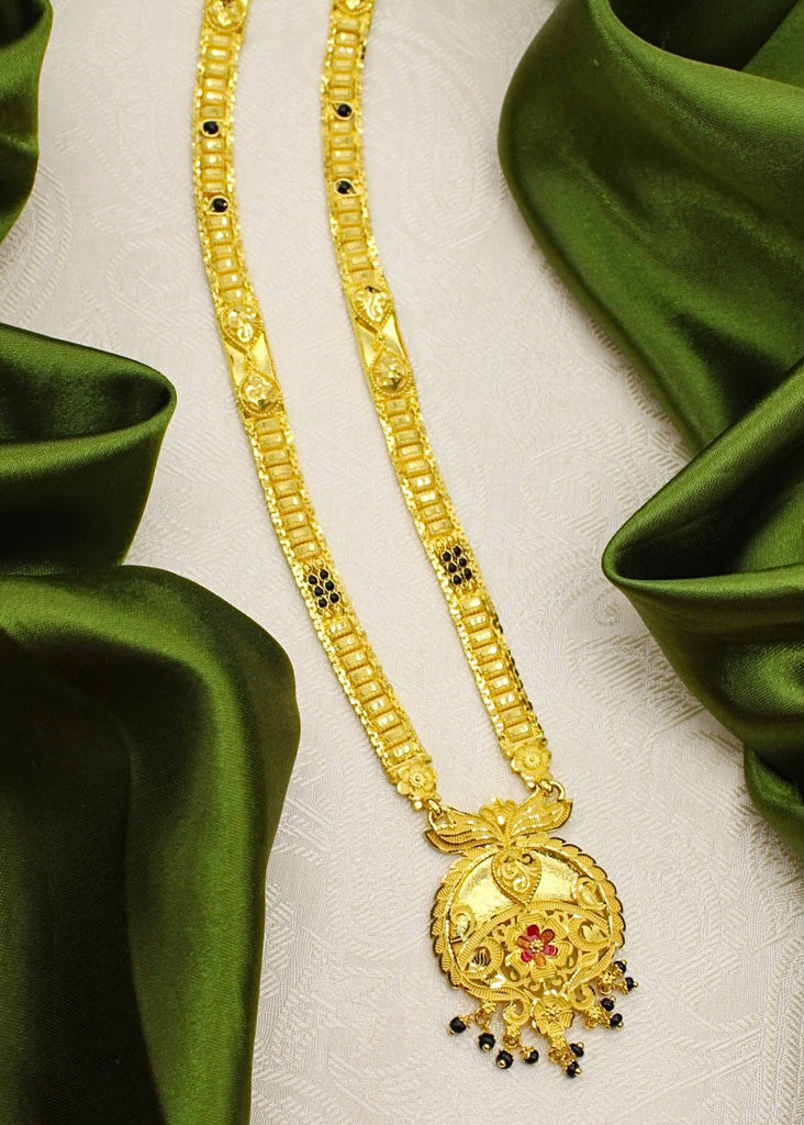 Delicate mangalsutra designs sales in gold