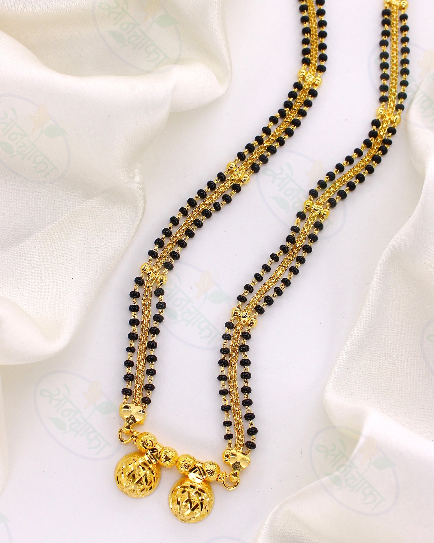 PREETY GOLD PLATED WATI PENDANT MANGALSUTRA
