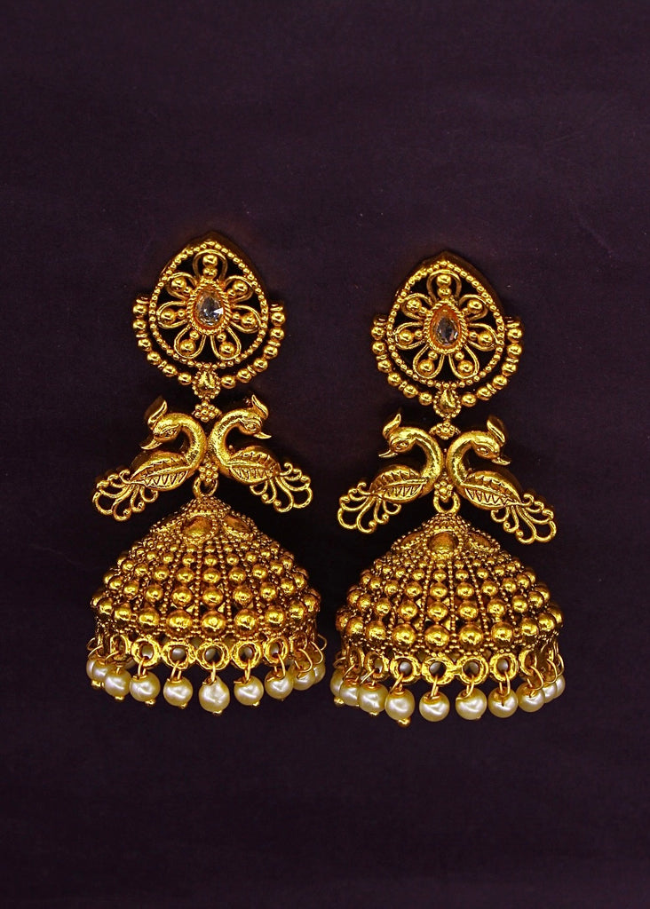 Sarala Earrings in Gold – BLOSSOM BOX JEWELRY
