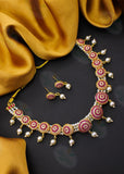 PRETTY MOTI NECKLACE