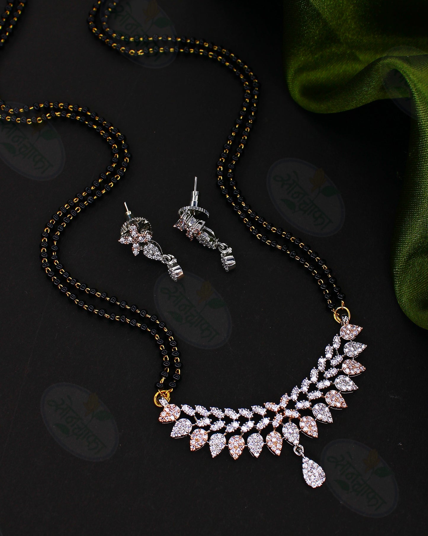 IMPRESSIVE DIAMOND MANGALSUTRA