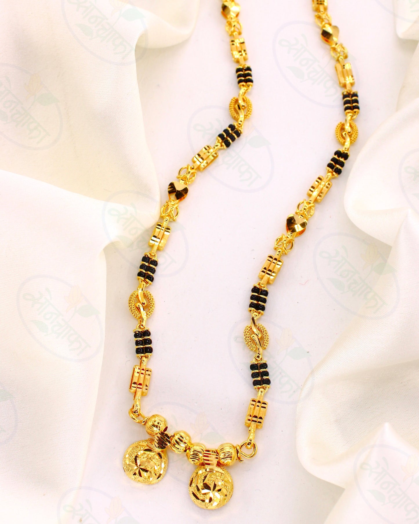 BLISSFUL GOLDEN WATI MANGALSUTRA