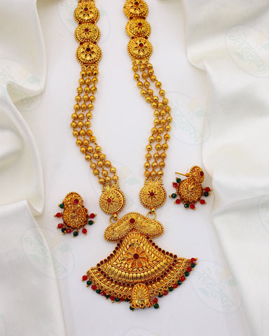 ENCHANTING TRADITIONAL NECKLACE