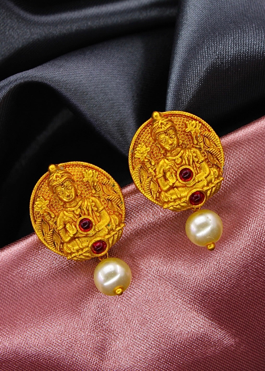 DIVINE PESHWAI EARRINGS