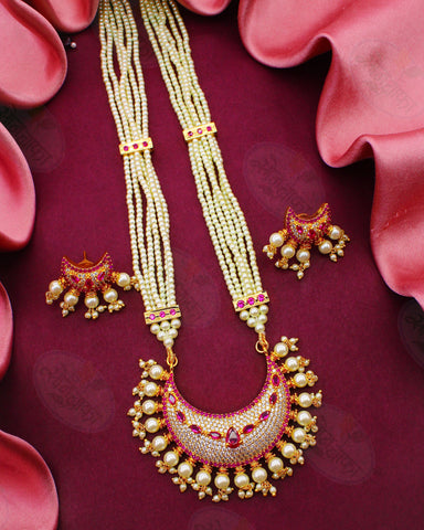 ETHNIC CHARM PEARL NECKLACE