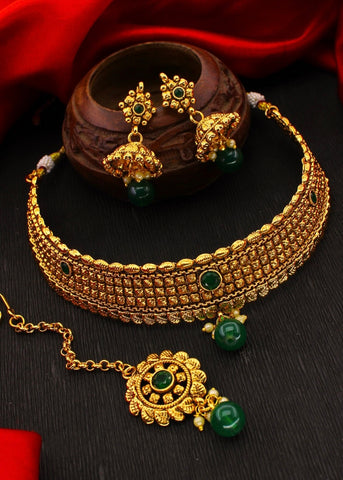 Buy OOMPH Antique Gold Tone Red & Green Stone Choker Necklace Set with Drop  Earrings online