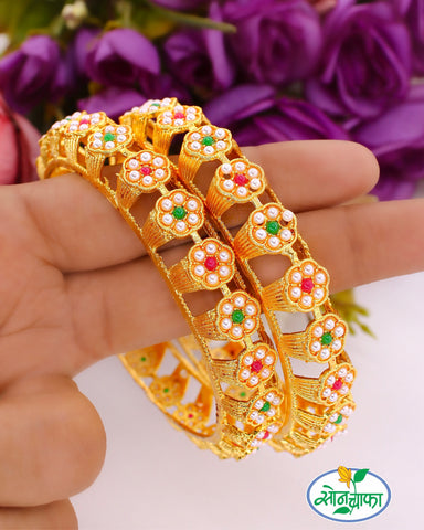 REGAL CHARMING BANGLES