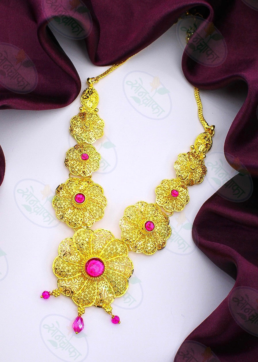 DESIGNER FLORAL NECKLACE