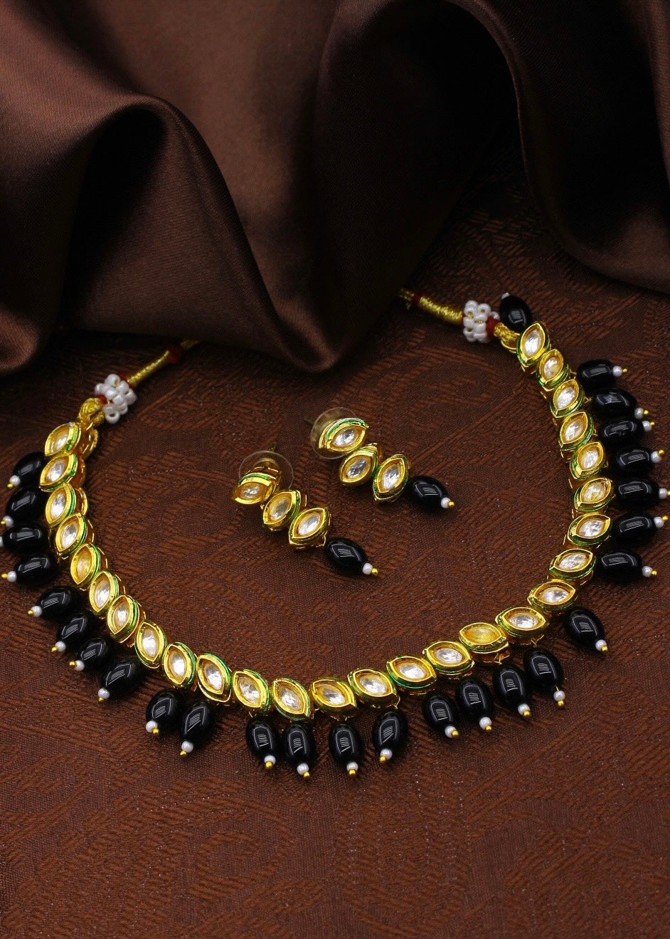 ROYAL DESIGNER CHOKER NECKLACE