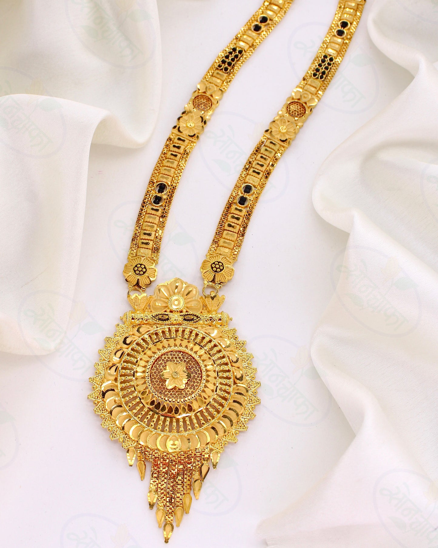 CIRCLE DESIGNER MANGALSUTRA