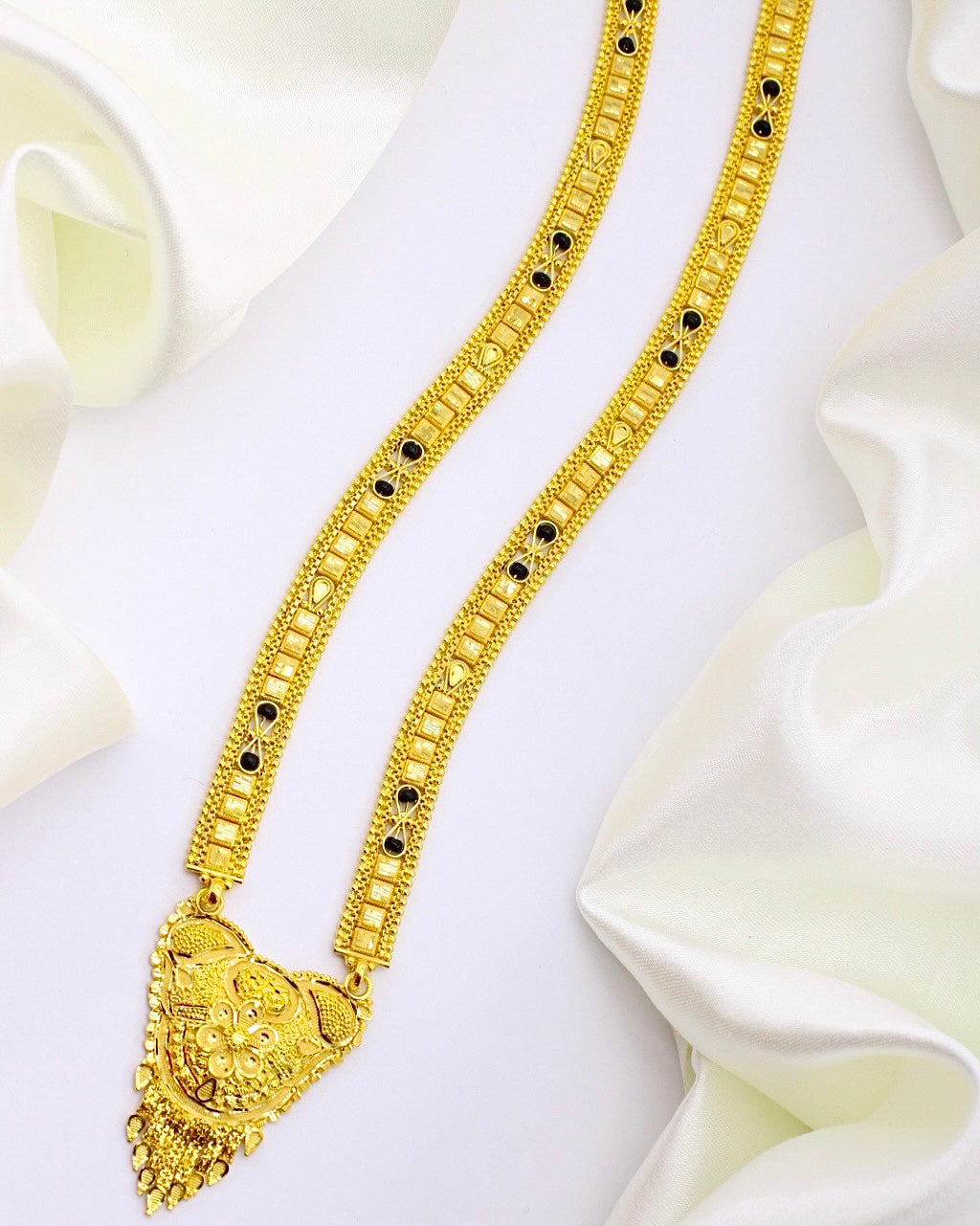 ETHEREAL FLOWERET MANGALSUTRA