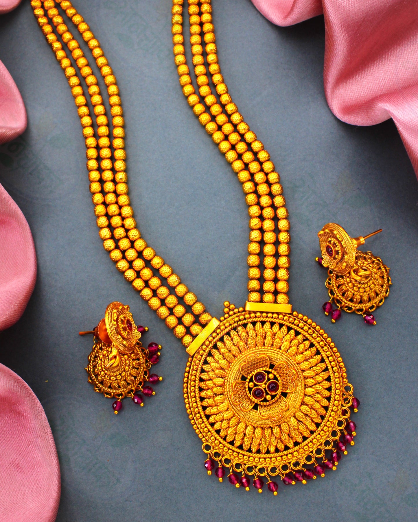 ROYAL DESIGNER NECKLACE