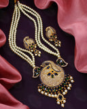 ETHNIC PEARL NECKLACE