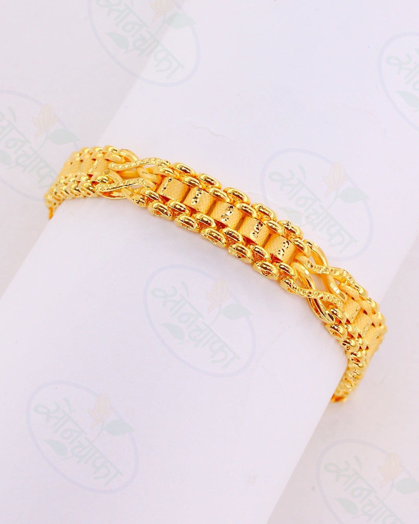 EXCLUSIVE GOLD PLATED BRACELATE