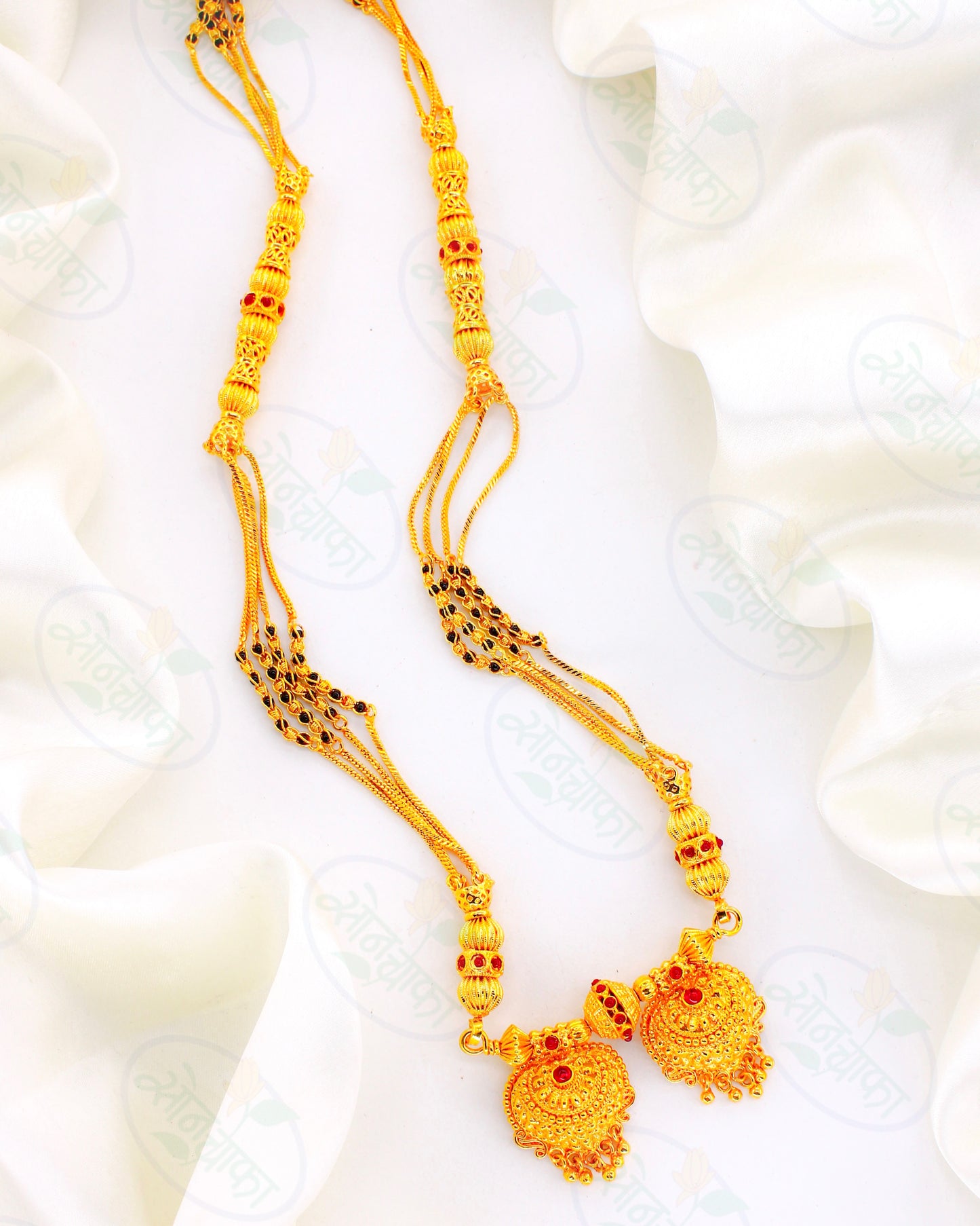 SLEEK CONTEMPORARY MANGALSUTRA