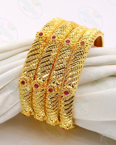 ROYAL GLAM GOLD PLATED BANGLES