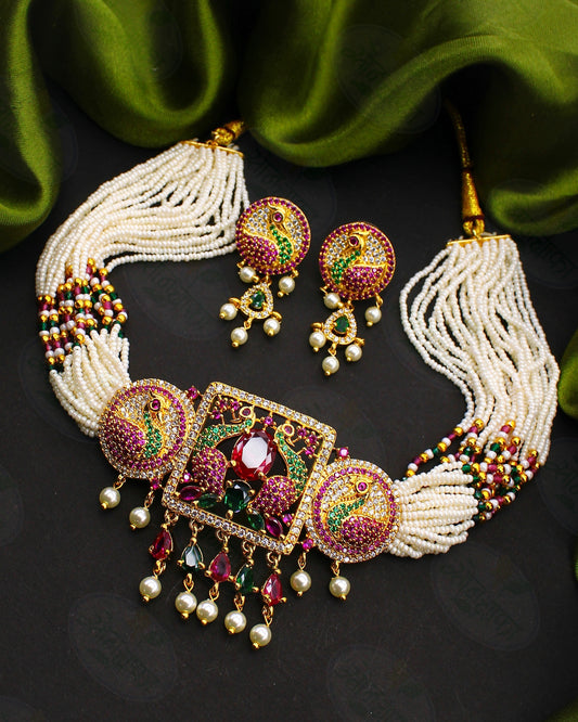 ENTICING PEARL NECKLACE