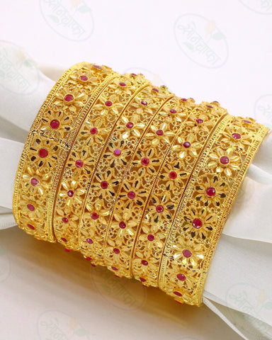 DELIGHT FLORAL GOLD PLATED BANGLES