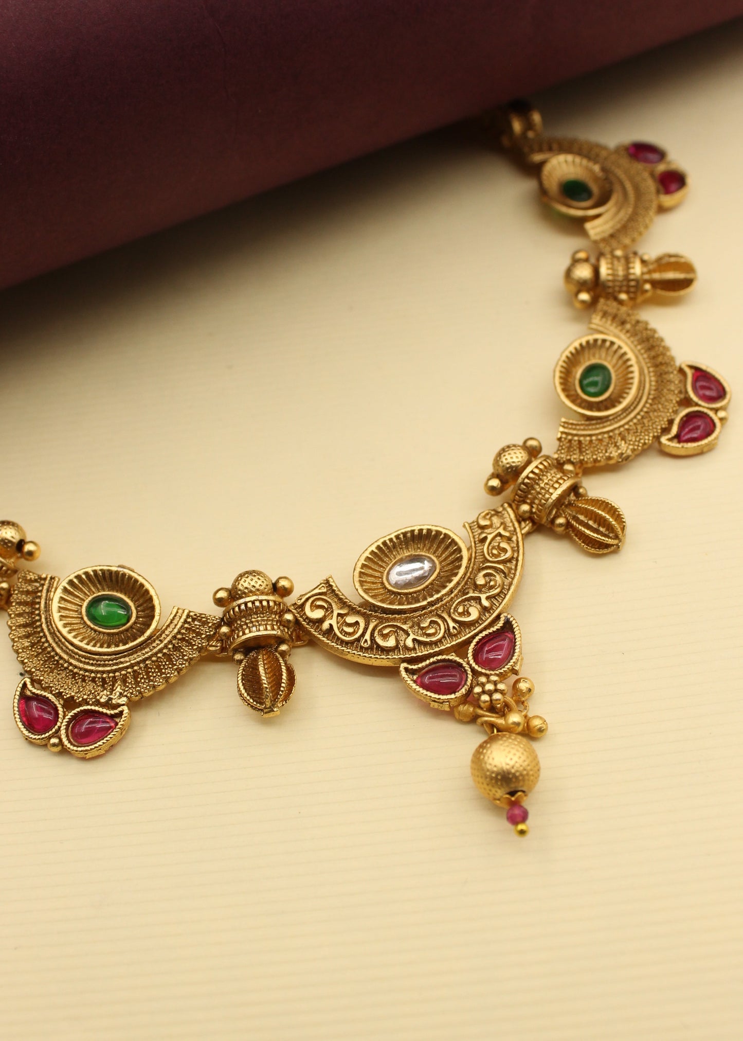 ROYAL RAJWADI NECKLACE