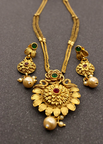 GORGEOUS ANTIQUE MANGALSUTRA