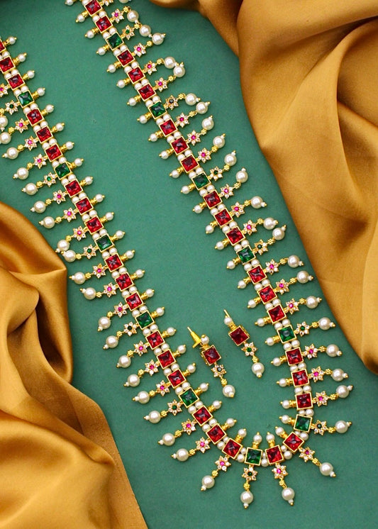 DESIGNER PEARL NECKLACE