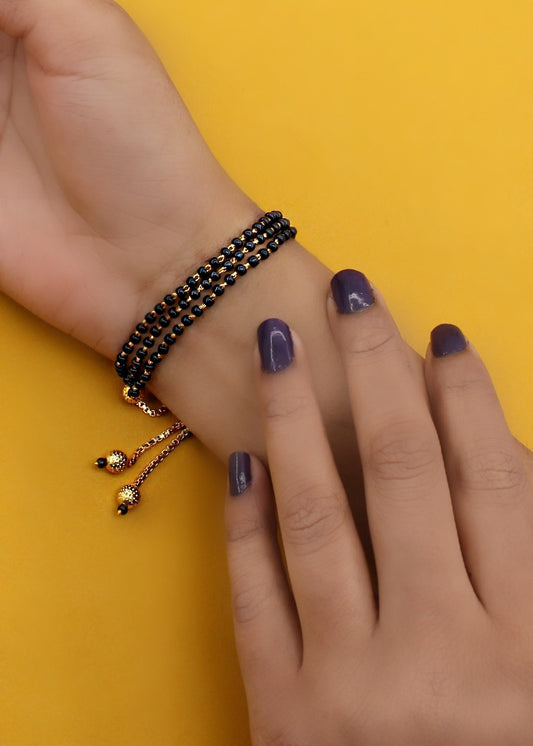 TRADITIONAL GOLDEN BEADS BRACELET