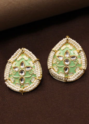 DELIGHTFUL TRADITIONAL EARRINGS