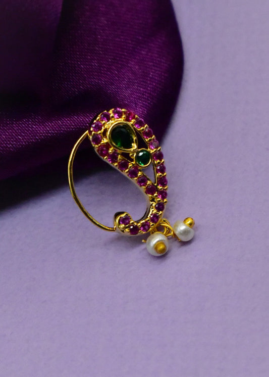 RAVISHING DIA NOSE PIN